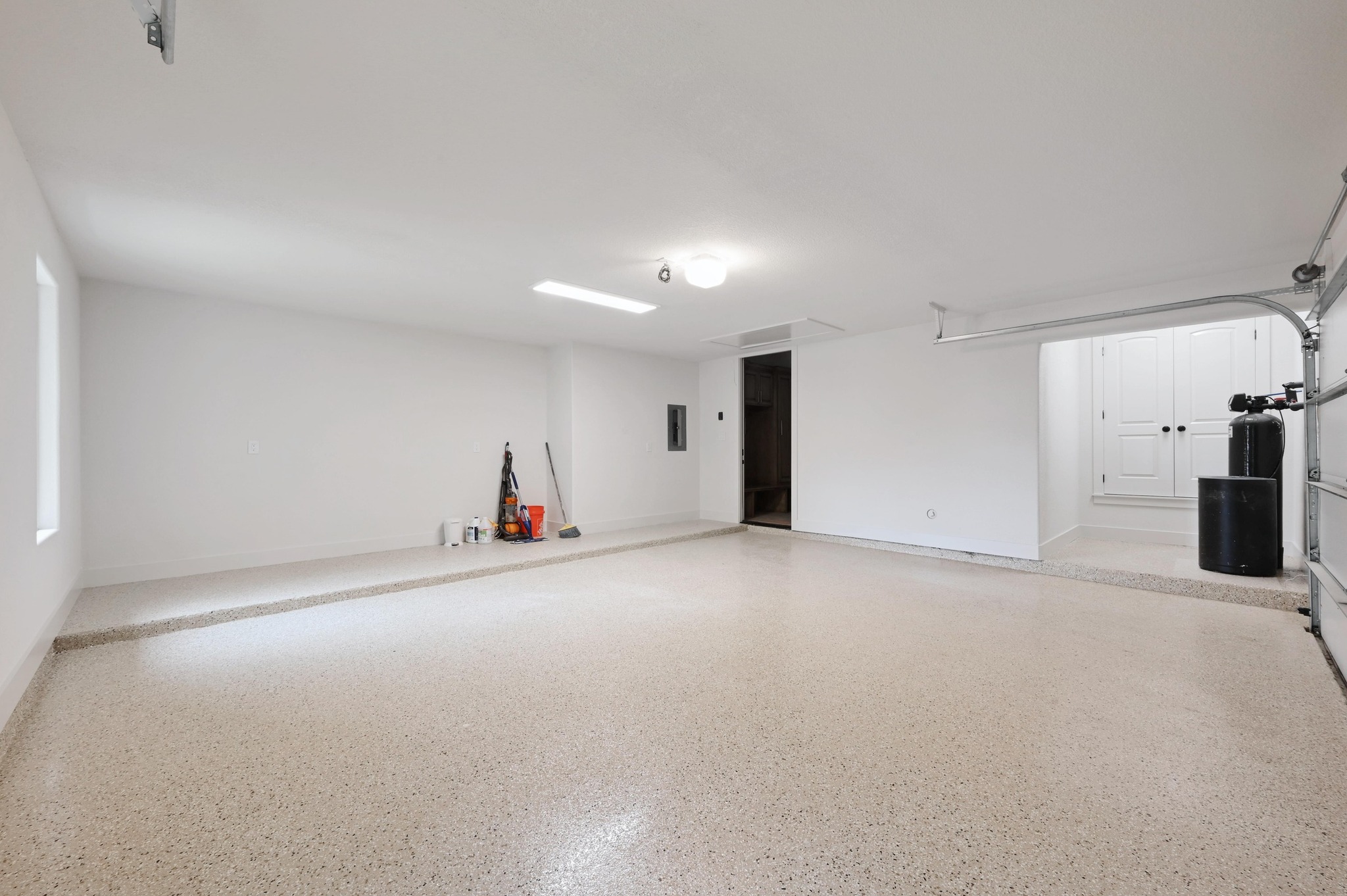 2800 Barton Point Drive Austin, TX 78733 - Photo 37 of 40