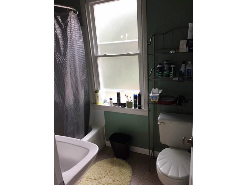 1013 Beaver Road Ambridge, PA 15003 - Photo 10 of 12 Full Bath. Full bath that services the house.