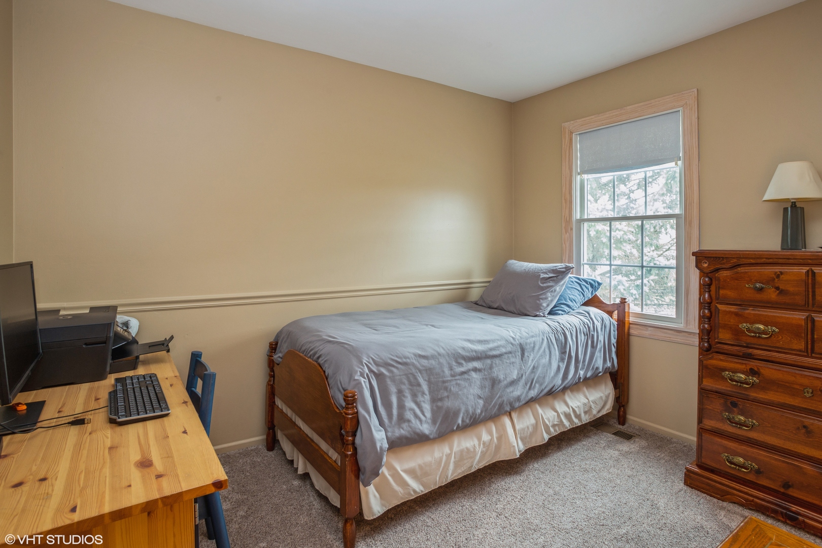 225 Rodenburg Road Roselle, IL 60172 - Photo 6 of 10