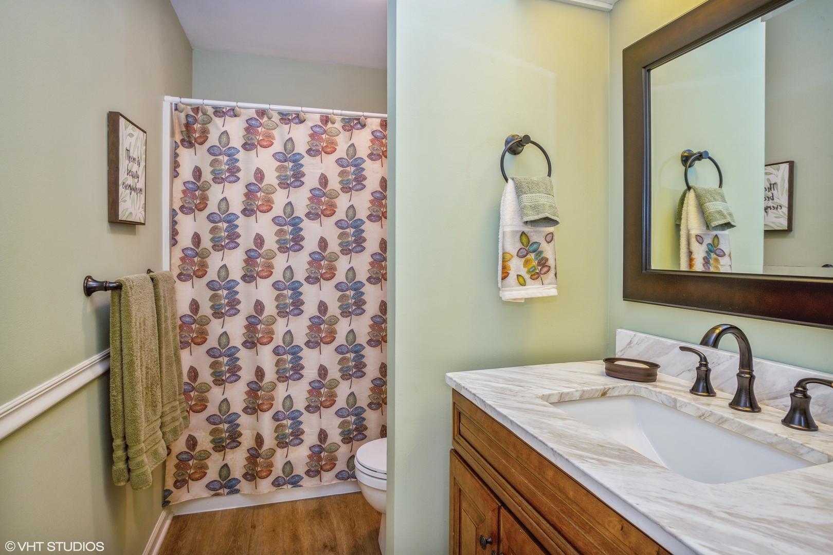 225 Rodenburg Road Roselle, IL 60172 - Photo 8 of 10