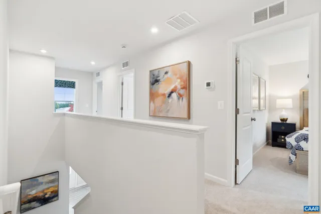 a picture of a wall with a white and white walls