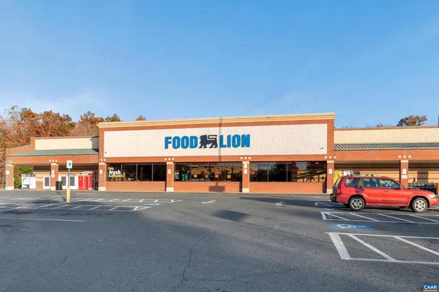 a view of outdoor space with sitting area