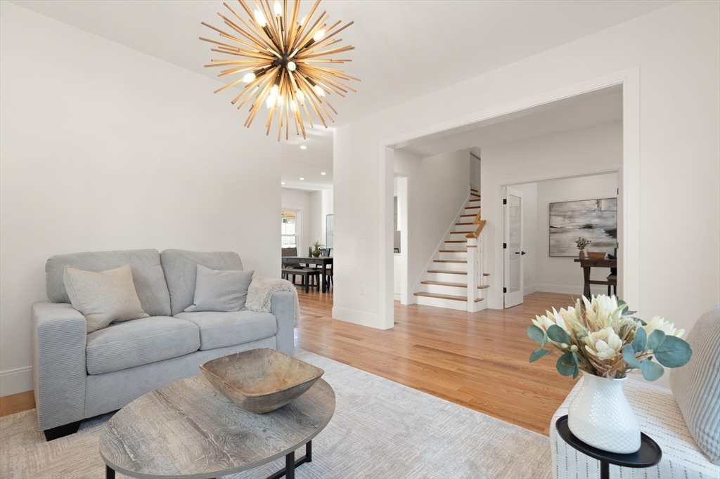 295 Dean Street Norwood, MA 02062 - Photo 6 of 34