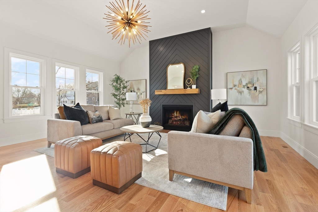 295 Dean Street Norwood, MA 02062 - Photo 8 of 34