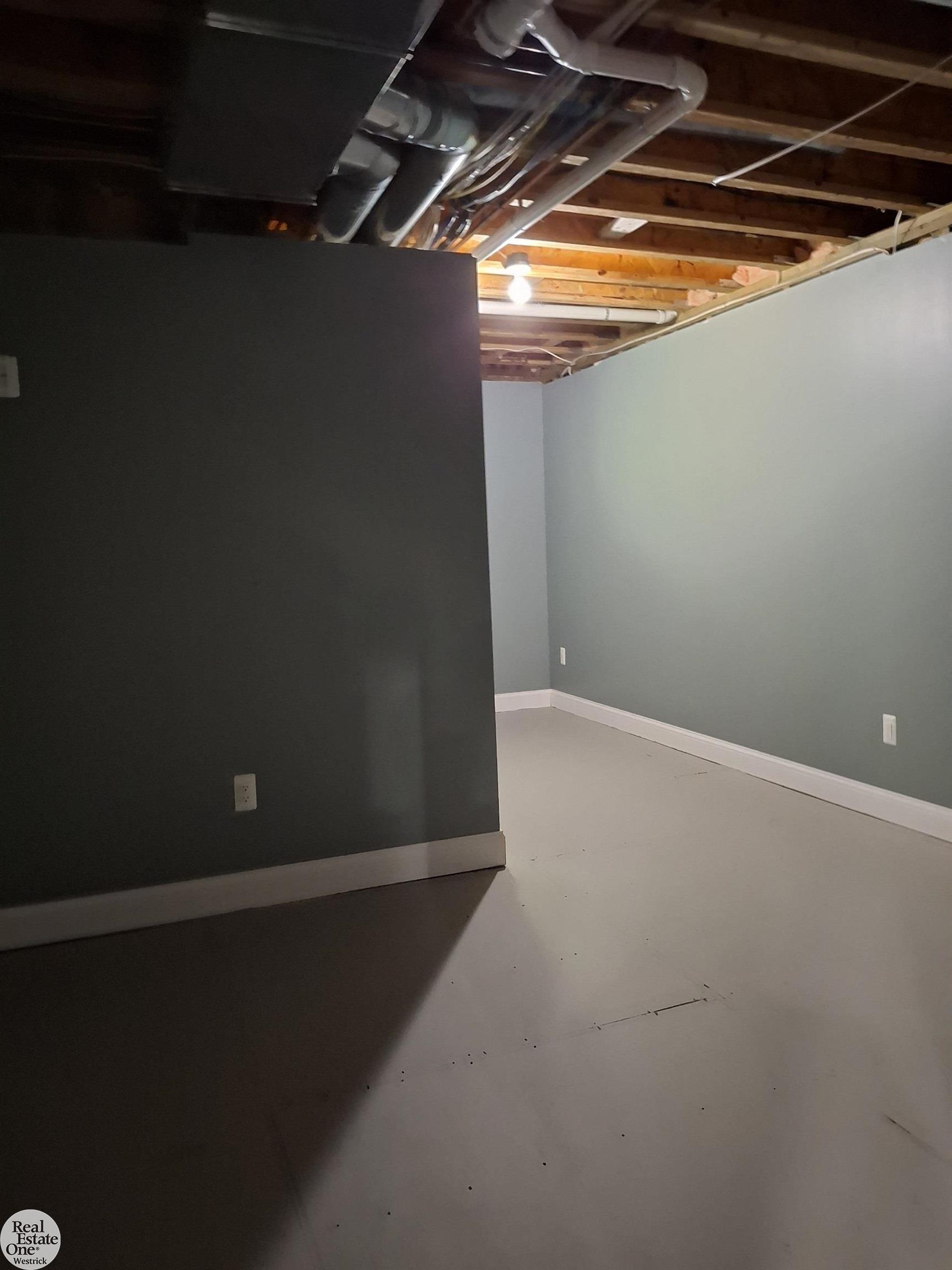 5746 Roberts Road Marine City, MI 48039 - Photo 51 of 60 50182650-ae92c47d-ab98-4475-8747-c60888fa1059.JPG