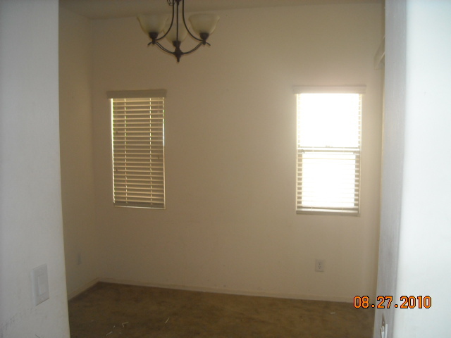 4664 East Redfield Road Gilbert, AZ 85234 - Photo 4 of 15 Dining room