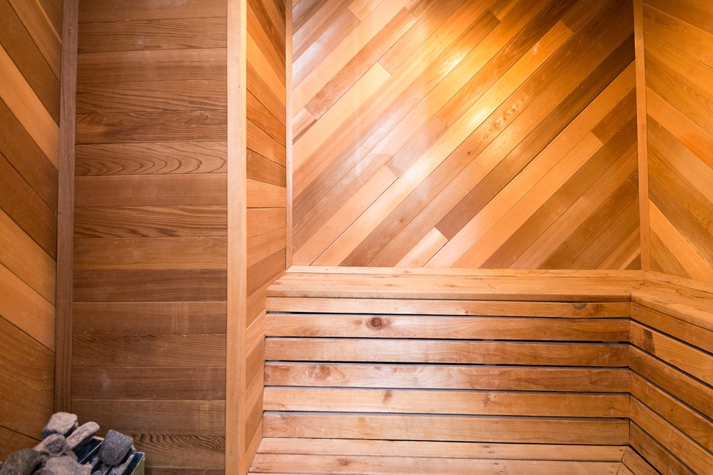 63 Oceanside Drive, Unit 63 Hull, MA 02045 - Photo 29 of 30 a bathroom with a shower and a bathtub
