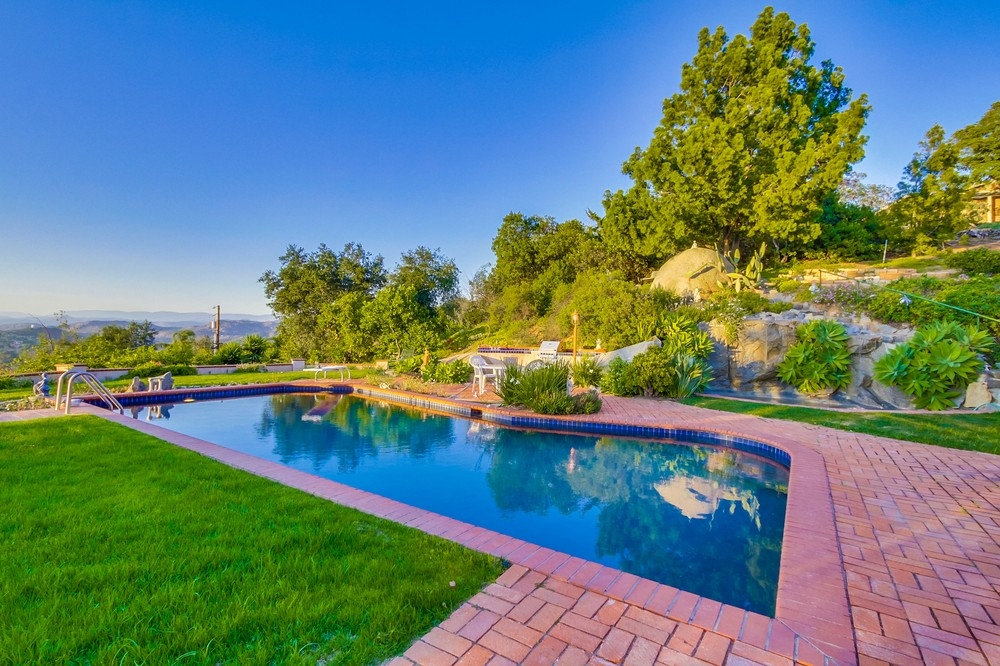 13716 Acorn Patch Road Poway, CA 92064 - Photo 23 of 25