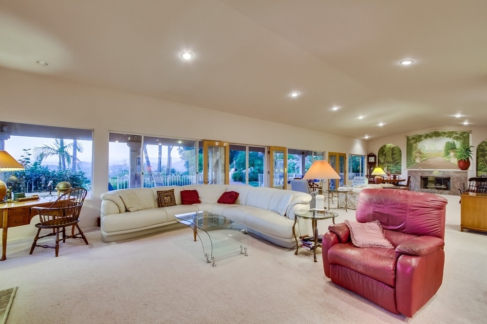 13716 Acorn Patch Road Poway, CA 92064 - Photo 9 of 25