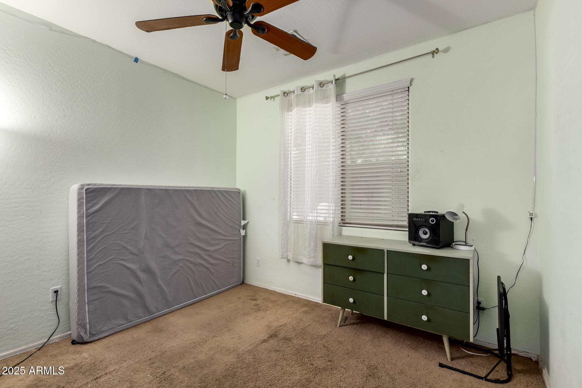 2513 West Branham Lane Phoenix, AZ 85041 - Photo 14 of 31 21 Branham