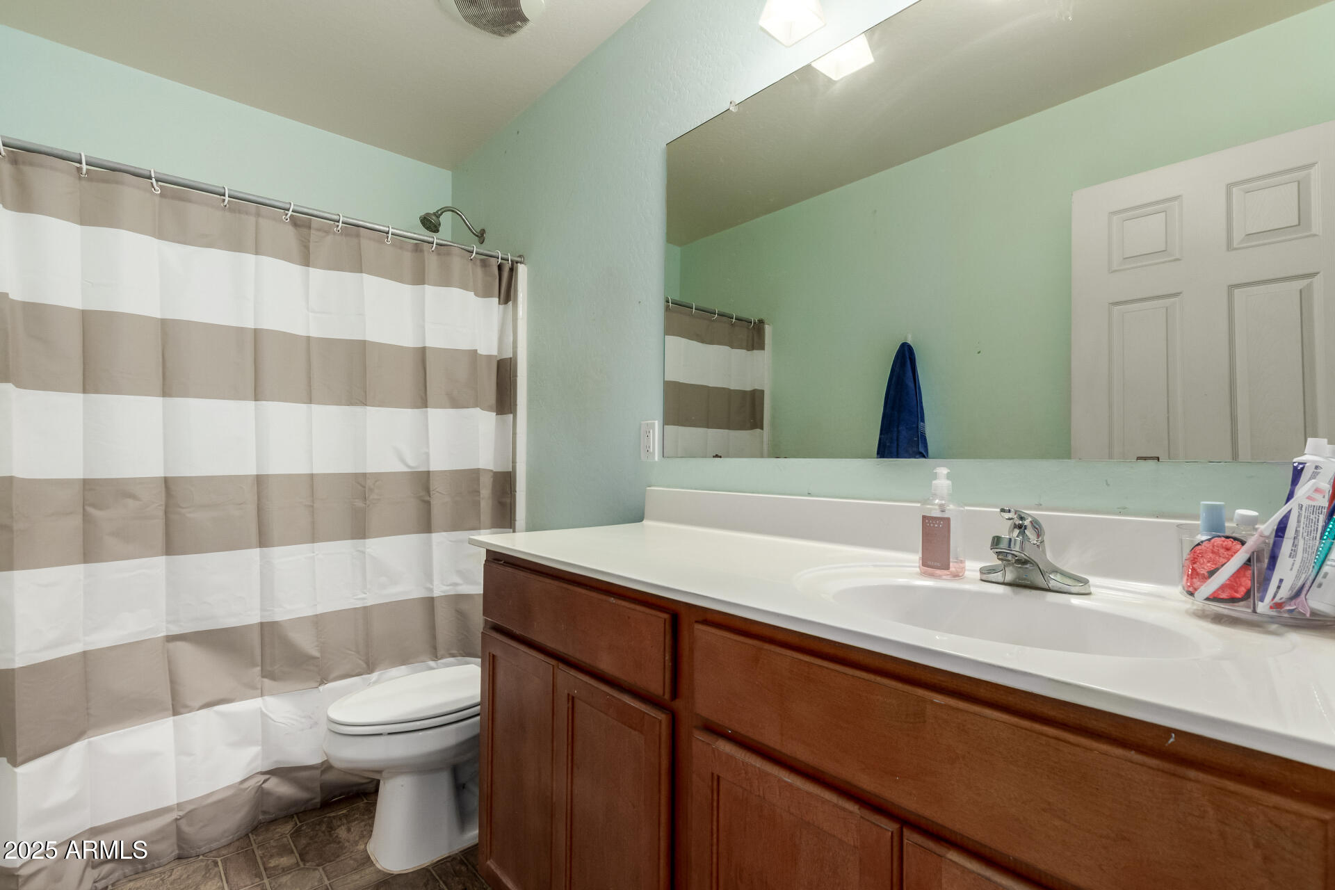 2513 West Branham Lane Phoenix, AZ 85041 - Photo 26 of 31 32 Branham