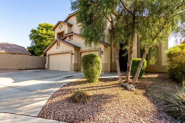 $410,000 | 2513 West Branham Lane, Phoenix, AZ 85041
