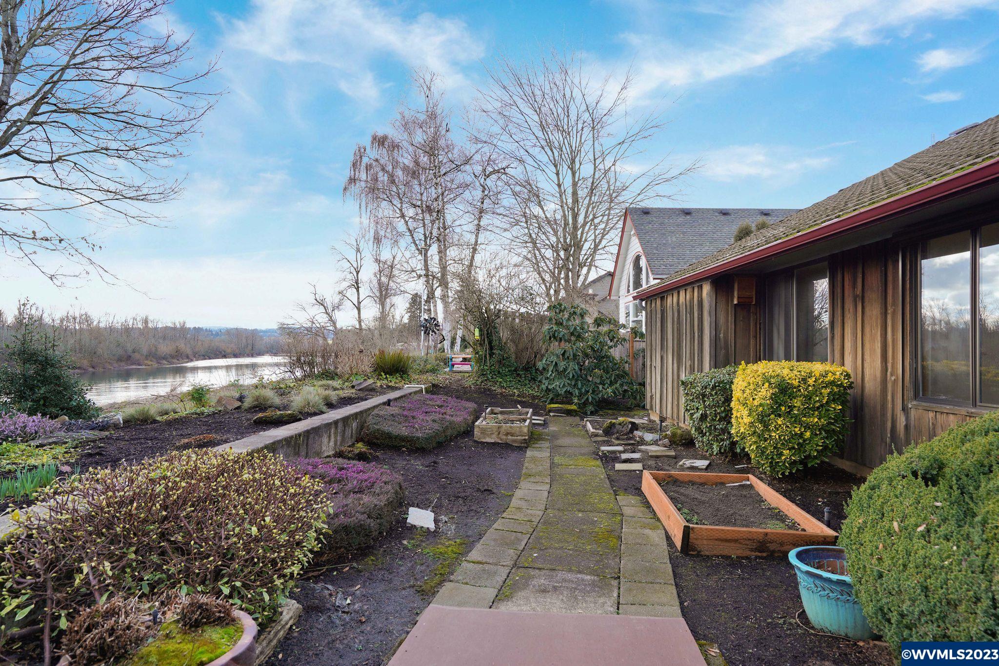 1310 Rafael Avenue North Keizer, OR 97303 - Photo 30 of 37 Gallery Image 30