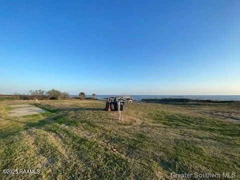 $300,000 | 172-174 Kathy, Cameron, LA 70631