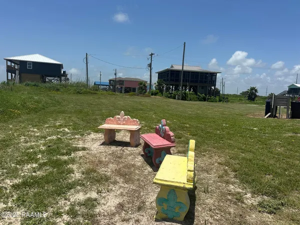 $300,000 | 172-174 Kathy, Cameron, LA 70631