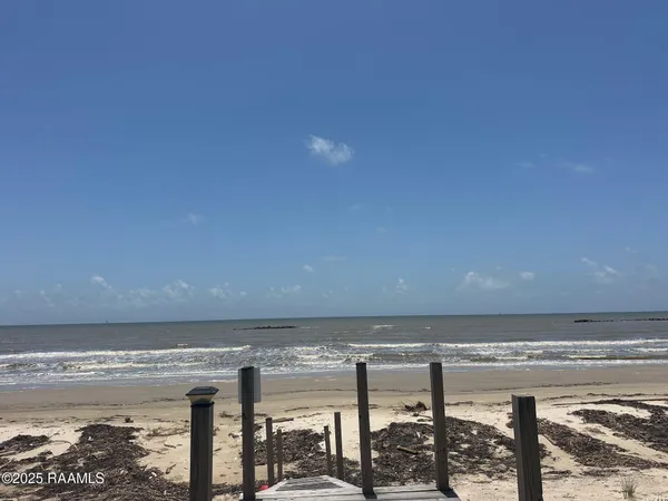 $300,000 | 172-174 Kathy, Cameron, LA 70631