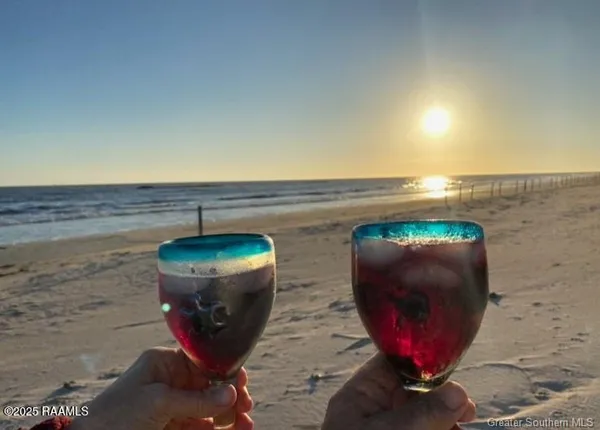 $300,000 | 172-174 Kathy, Cameron, LA 70631