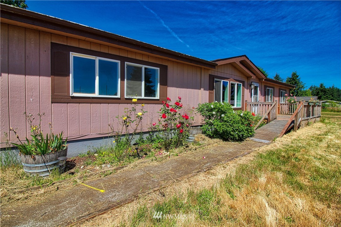 7136 196th Avenue Southwest Rochester, WA 98579 - Photo 4 of 22