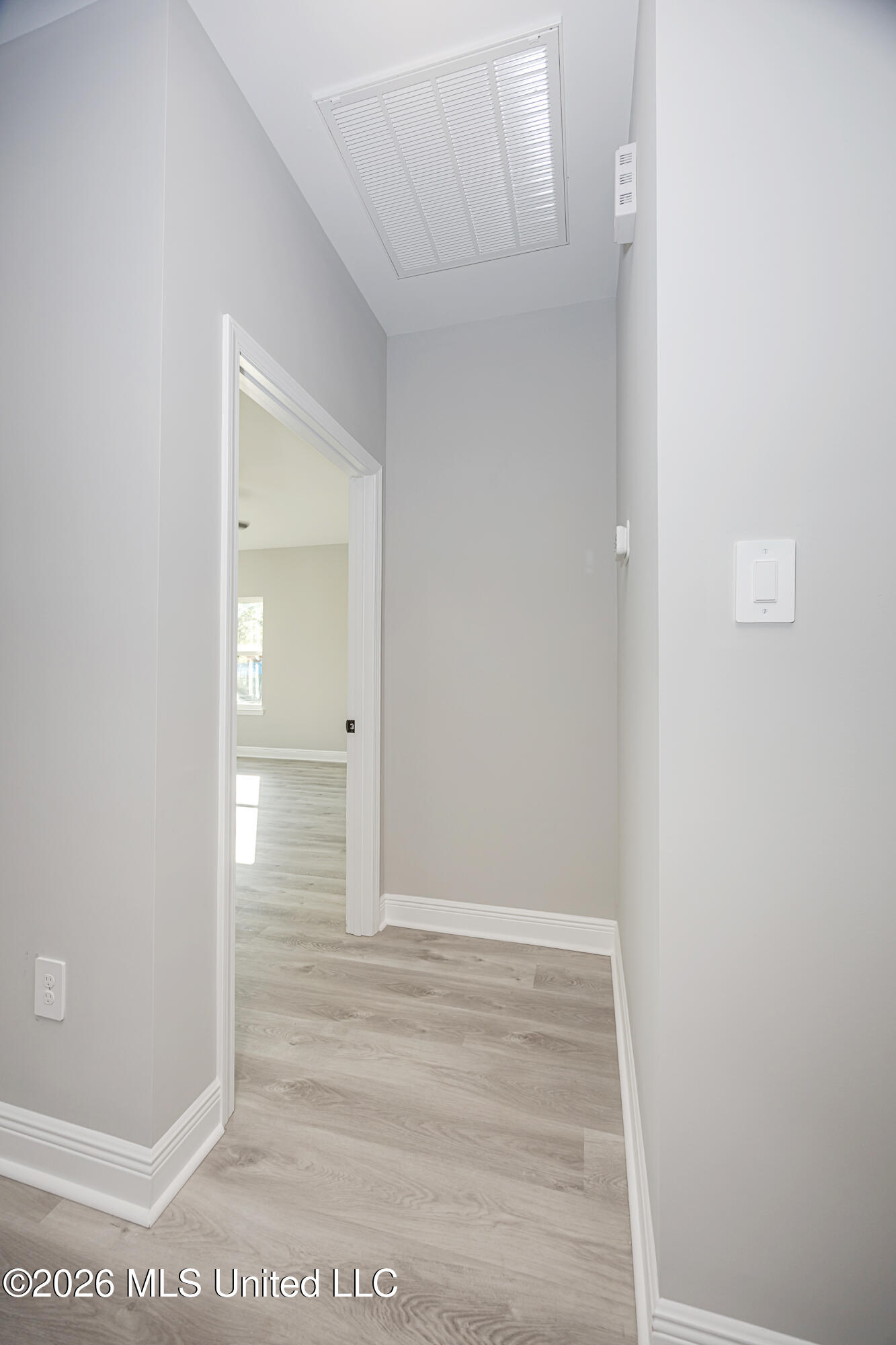 624 Oak Street Columbus, MS 39701 - Photo 16 of 41 IMG_2488
