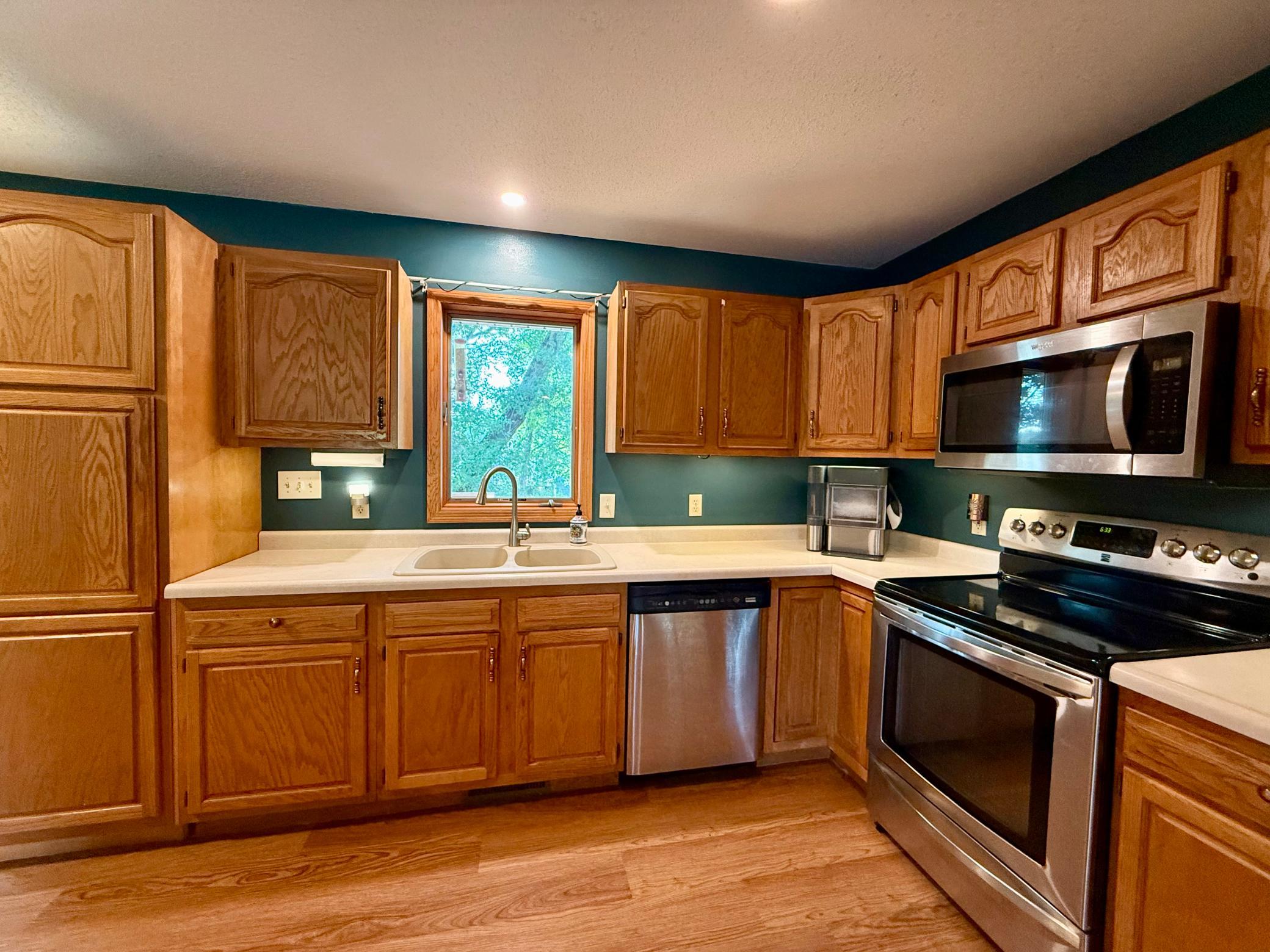 210 Ridgecrest Drive Cannon Falls, MN 55009 - Photo 8 of 41 Gallery Image 8