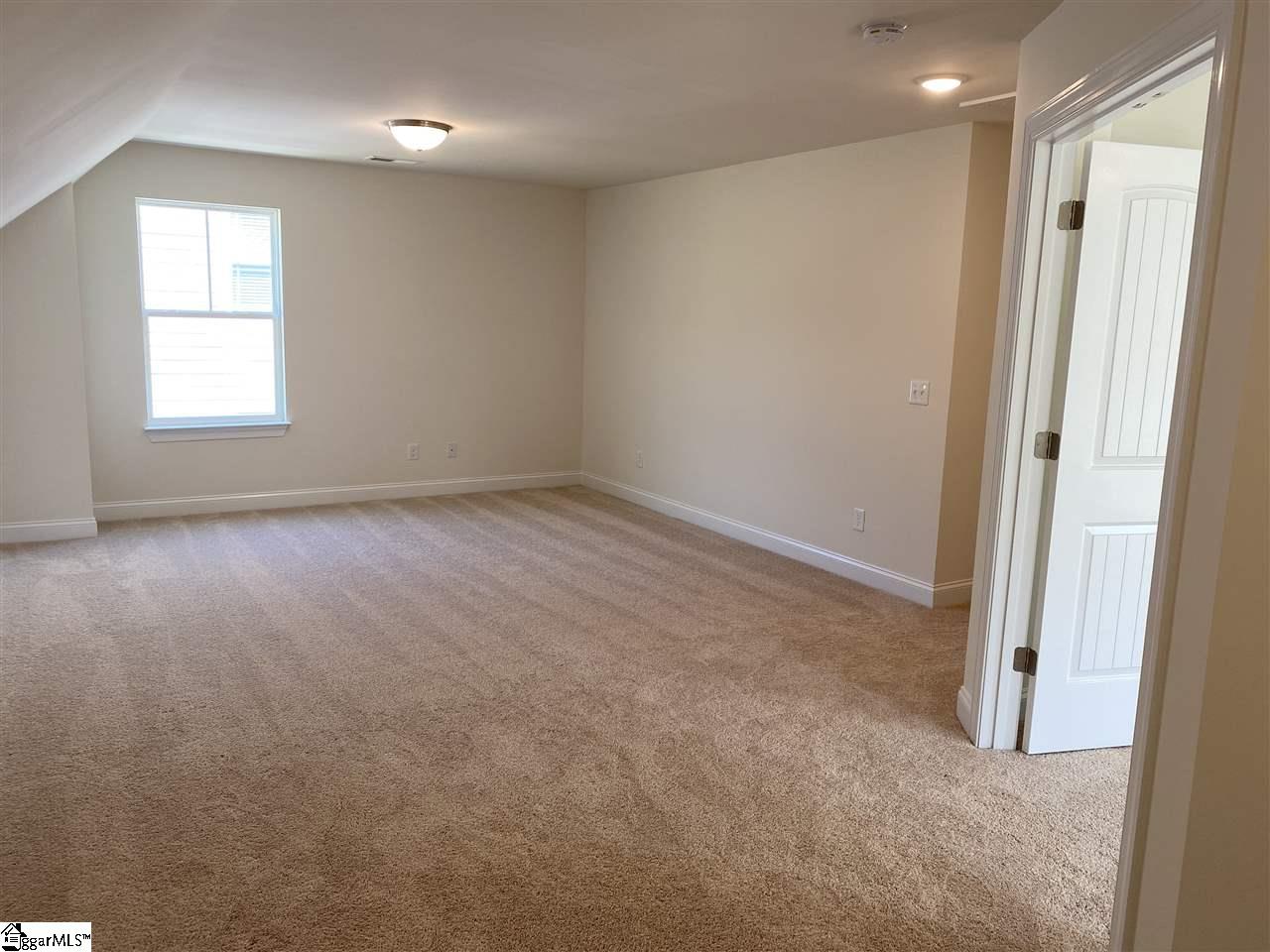 335 Carruth Street Simpsonville, SC 29680 - Photo 6 of 8 Gallery Image 6