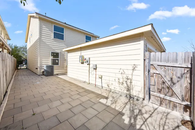 $2,499 | 7223 Pavilion Drive, Houston, TX 77083