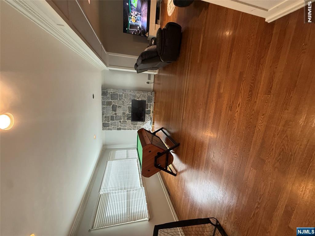 730 Floyd Street Englewood Cliffs, NJ 07632 - Photo 2 of 47