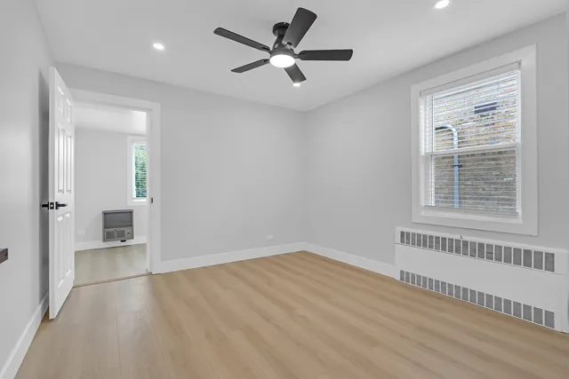 $270,000 | 2712 West Balmoral Avenue, Unit 2E, Chicago, IL 60625