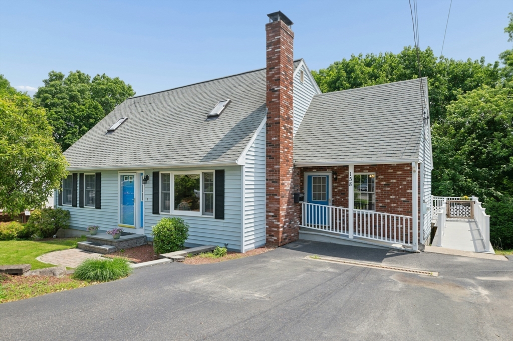 158 Copperfield Road Worcester, MA 01602 - Photo 1 of 42