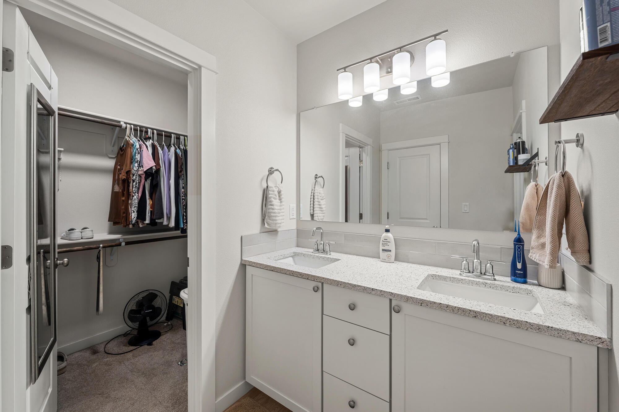3734 Southwest Lava Place Redmond, OR 97756 - Photo 15 of 25 3734 sw lava pl, redmond, or 97756 - 16