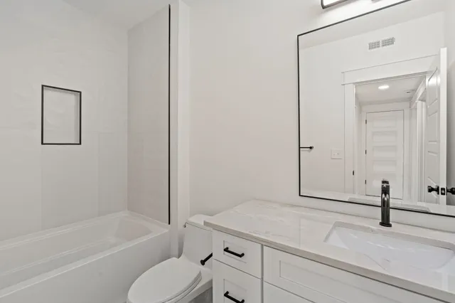 $1,525,000 | 4001 B Murphy Road, Nashville, TN 37209