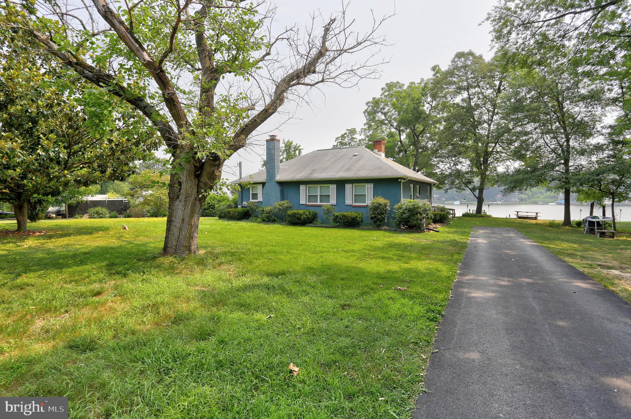 8173 Orchard Point Road Pasadena, MD 21122 - Photo 1 of 48 Gallery Image 1