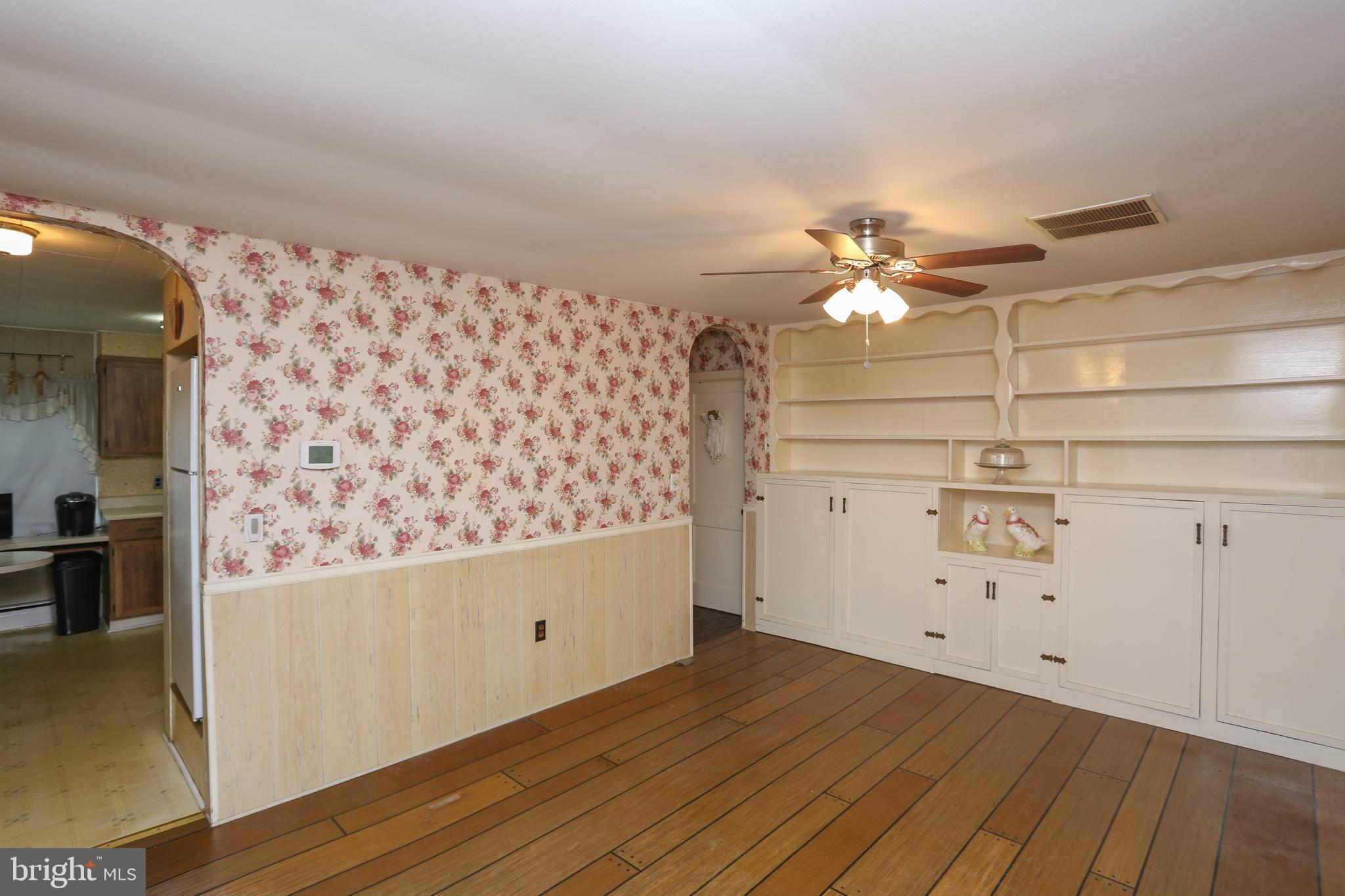 8173 Orchard Point Road Pasadena, MD 21122 - Photo 22 of 48 Gallery Image 22