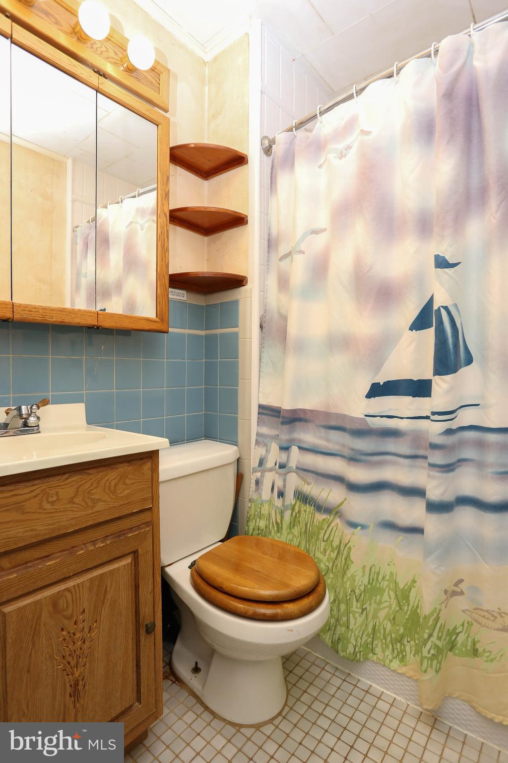 8173 Orchard Point Road Pasadena, MD 21122 - Photo 25 of 48 Gallery Image 25