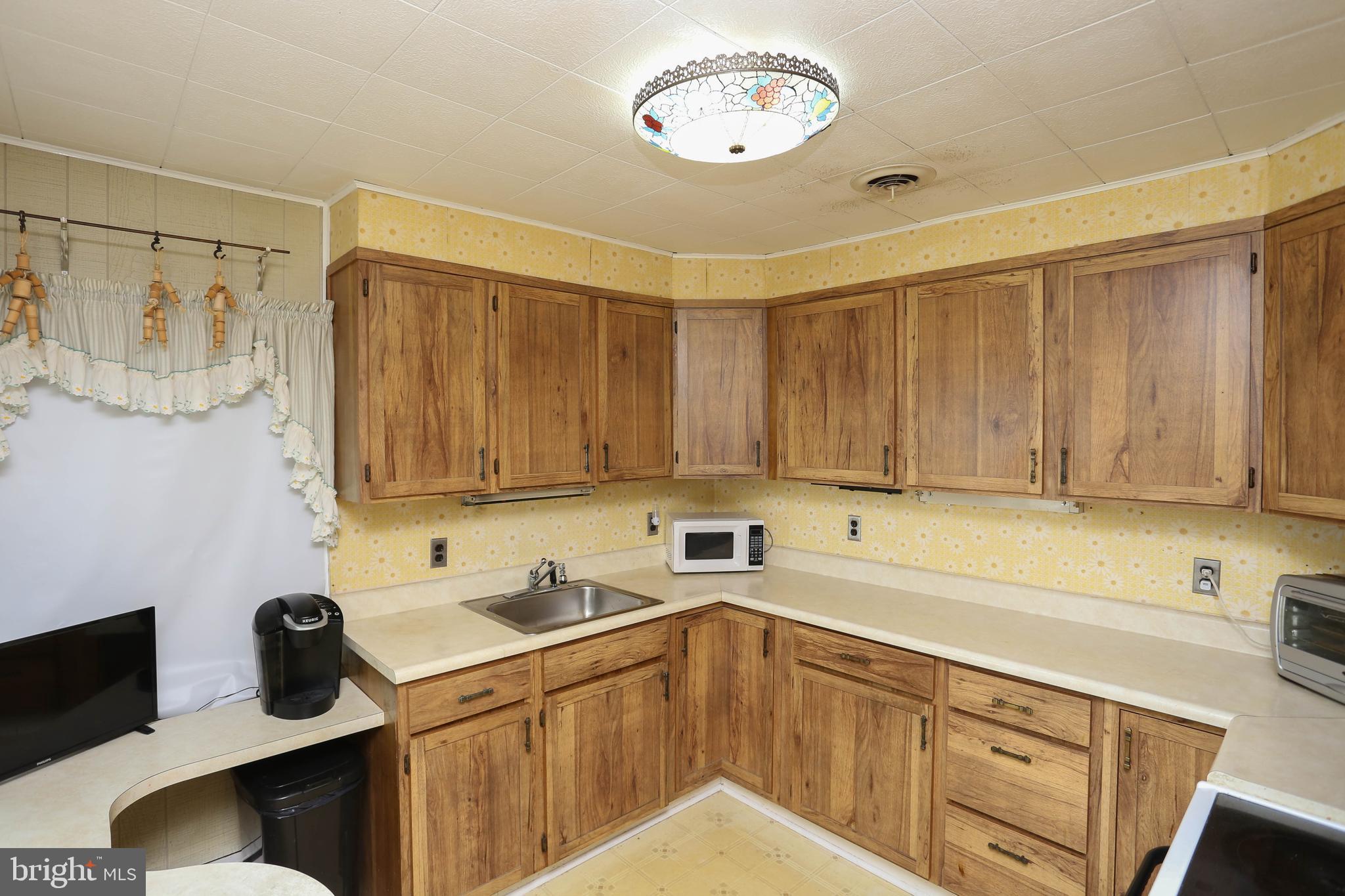 8173 Orchard Point Road Pasadena, MD 21122 - Photo 26 of 48 Gallery Image 26