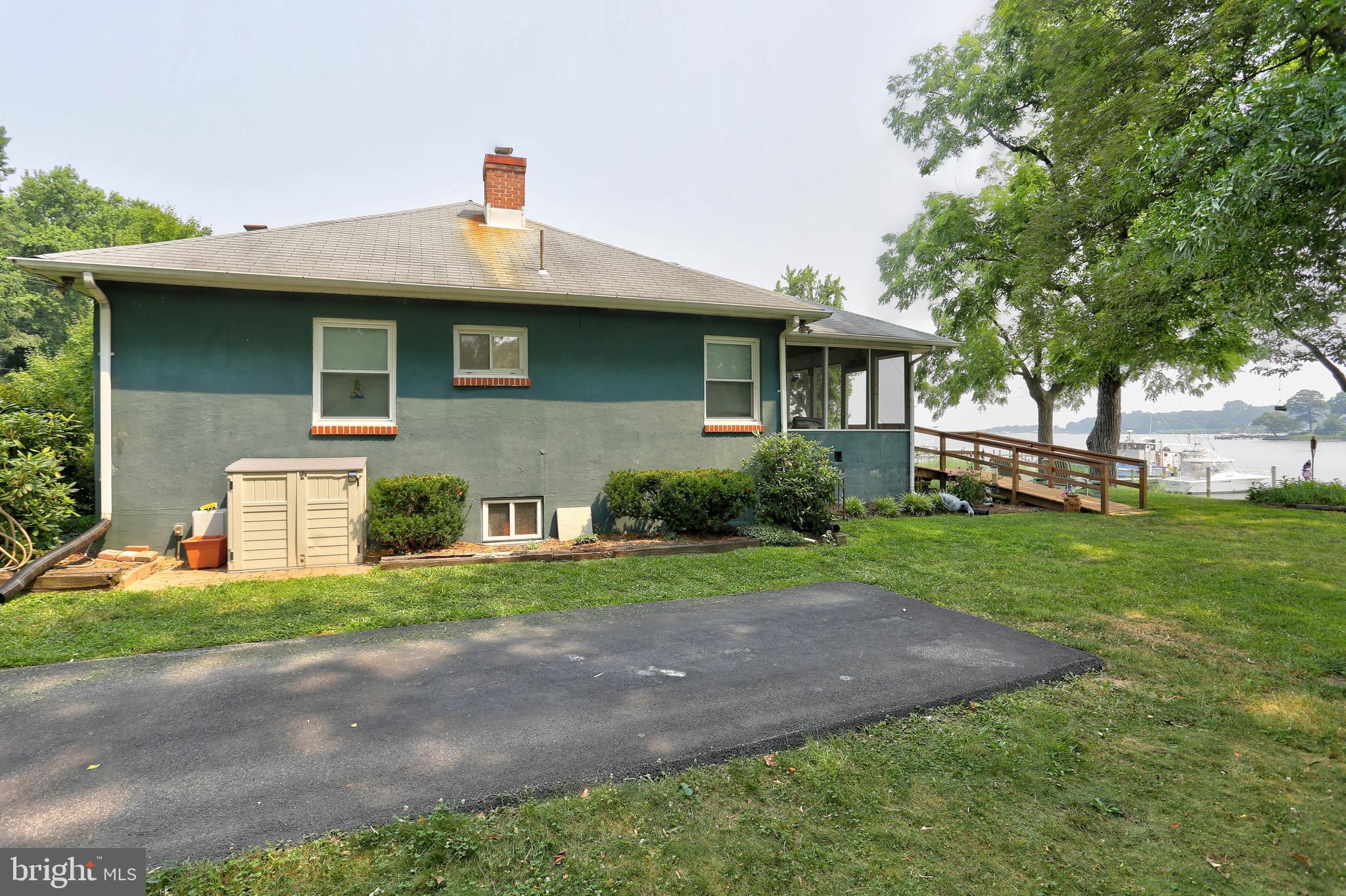 8173 Orchard Point Road Pasadena, MD 21122 - Photo 46 of 48 Gallery Image 46