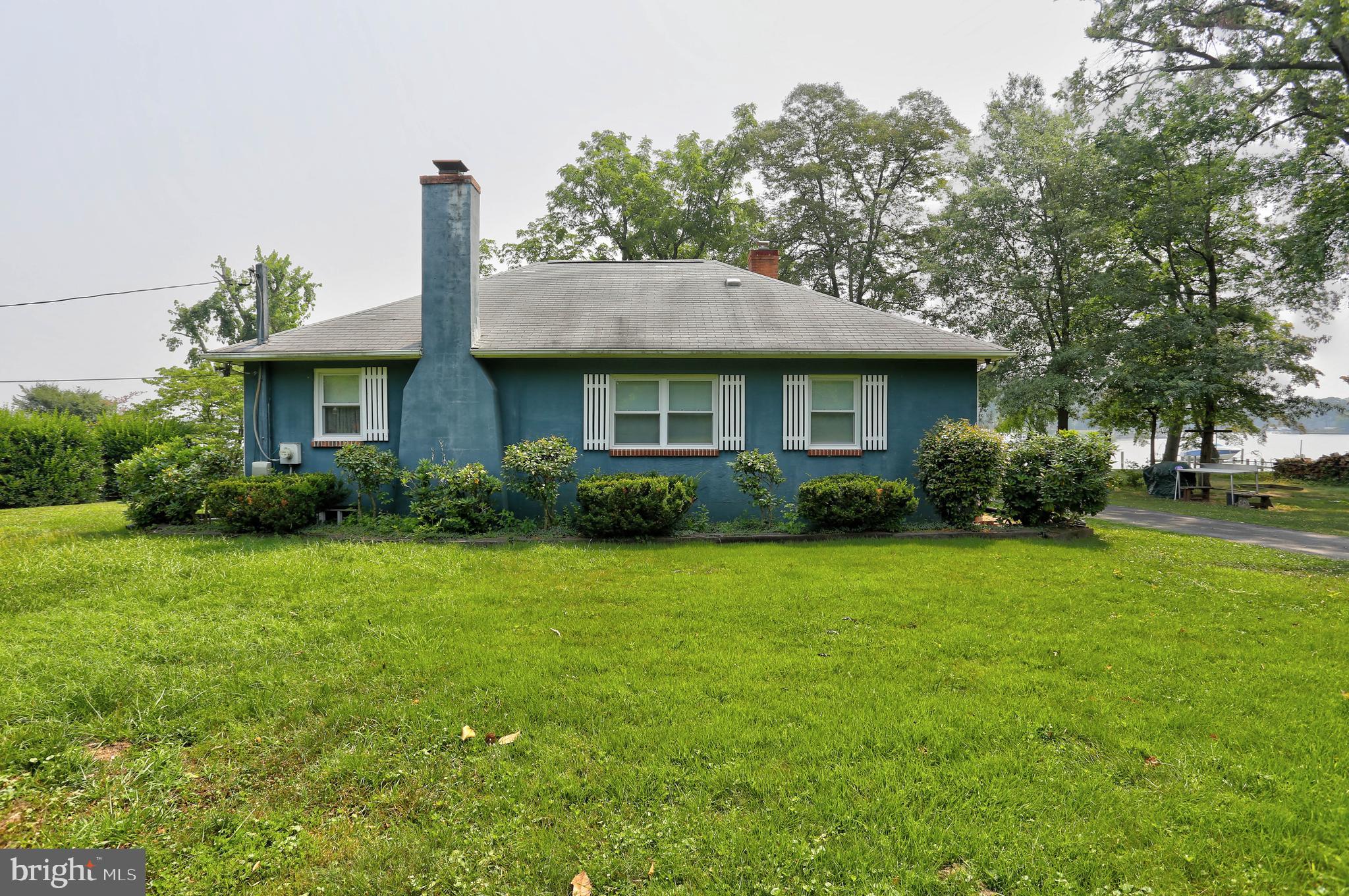 8173 Orchard Point Road Pasadena, MD 21122 - Photo 47 of 48 Gallery Image 47