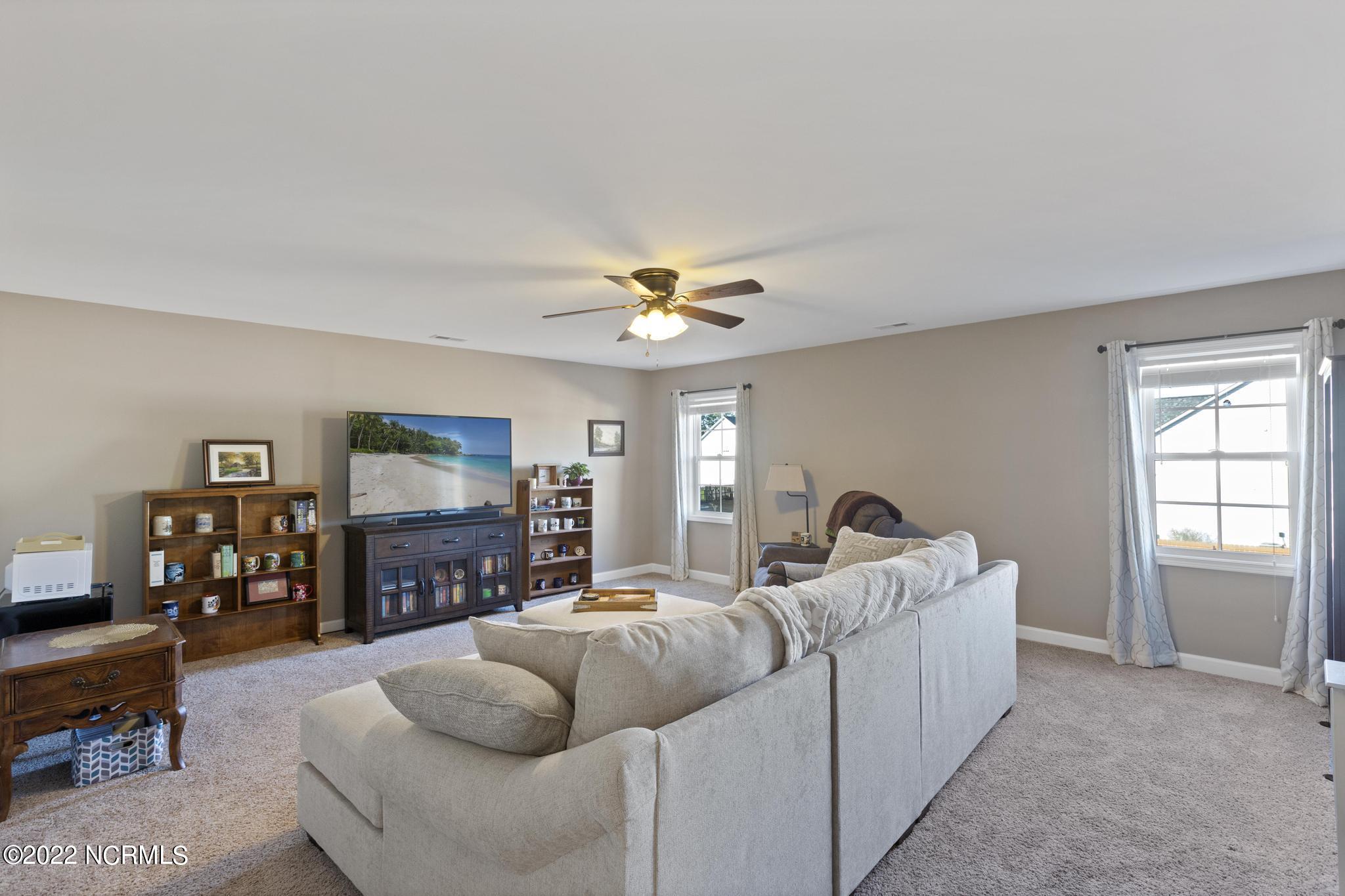 402 Kinroff Drive Hubert, NC 28539 - Photo 23 of 39 IMG_1513