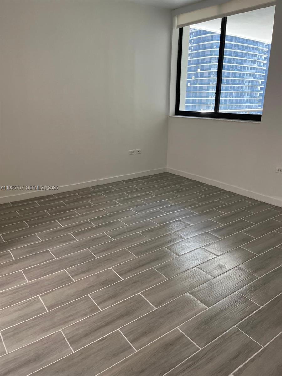 999 Southwest 1st Avenue, Unit 2301 Miami, FL 33130 - Photo 14 of 36