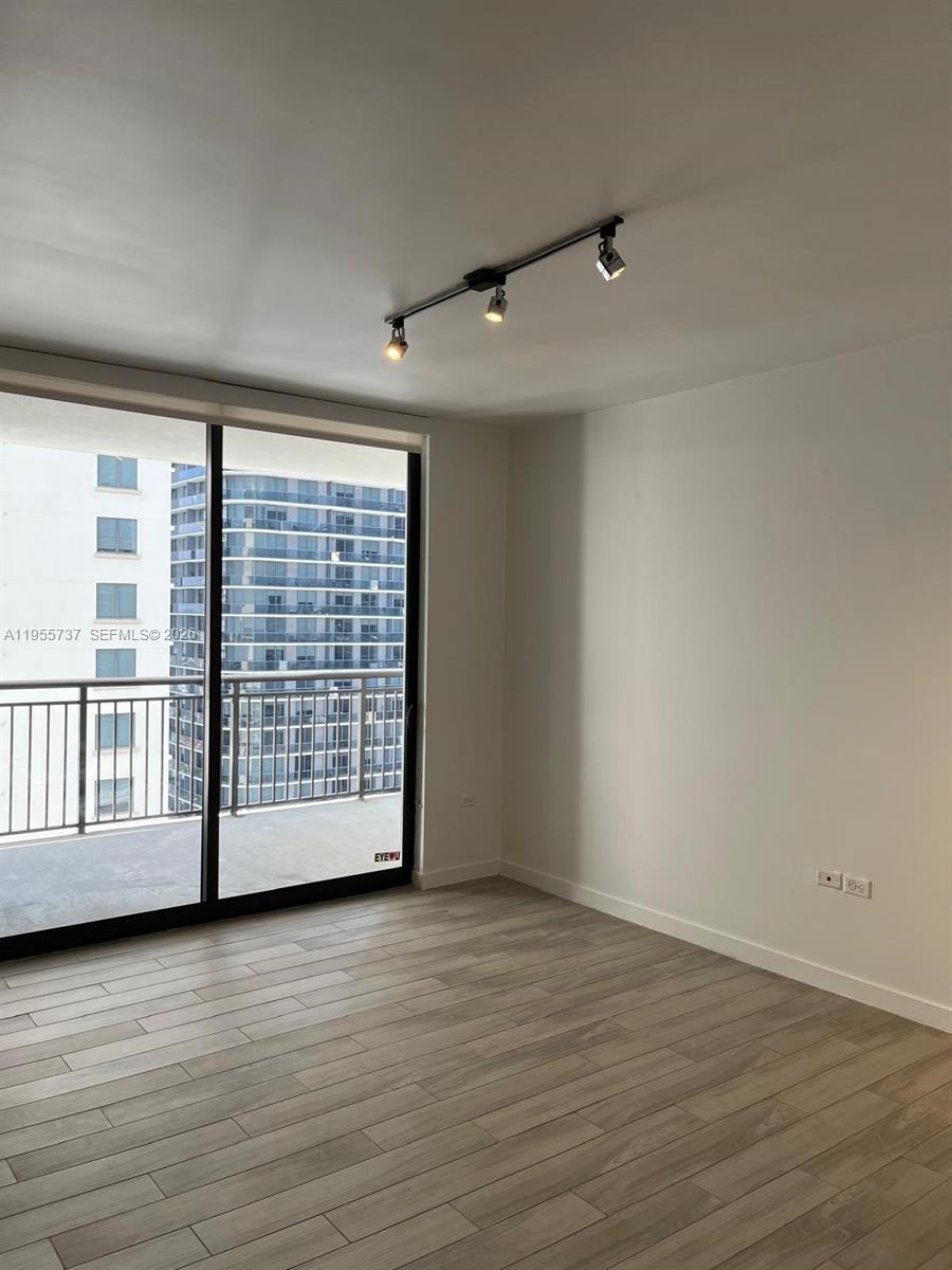 999 Southwest 1st Avenue, Unit 2301 Miami, FL 33130 - Photo 4 of 36