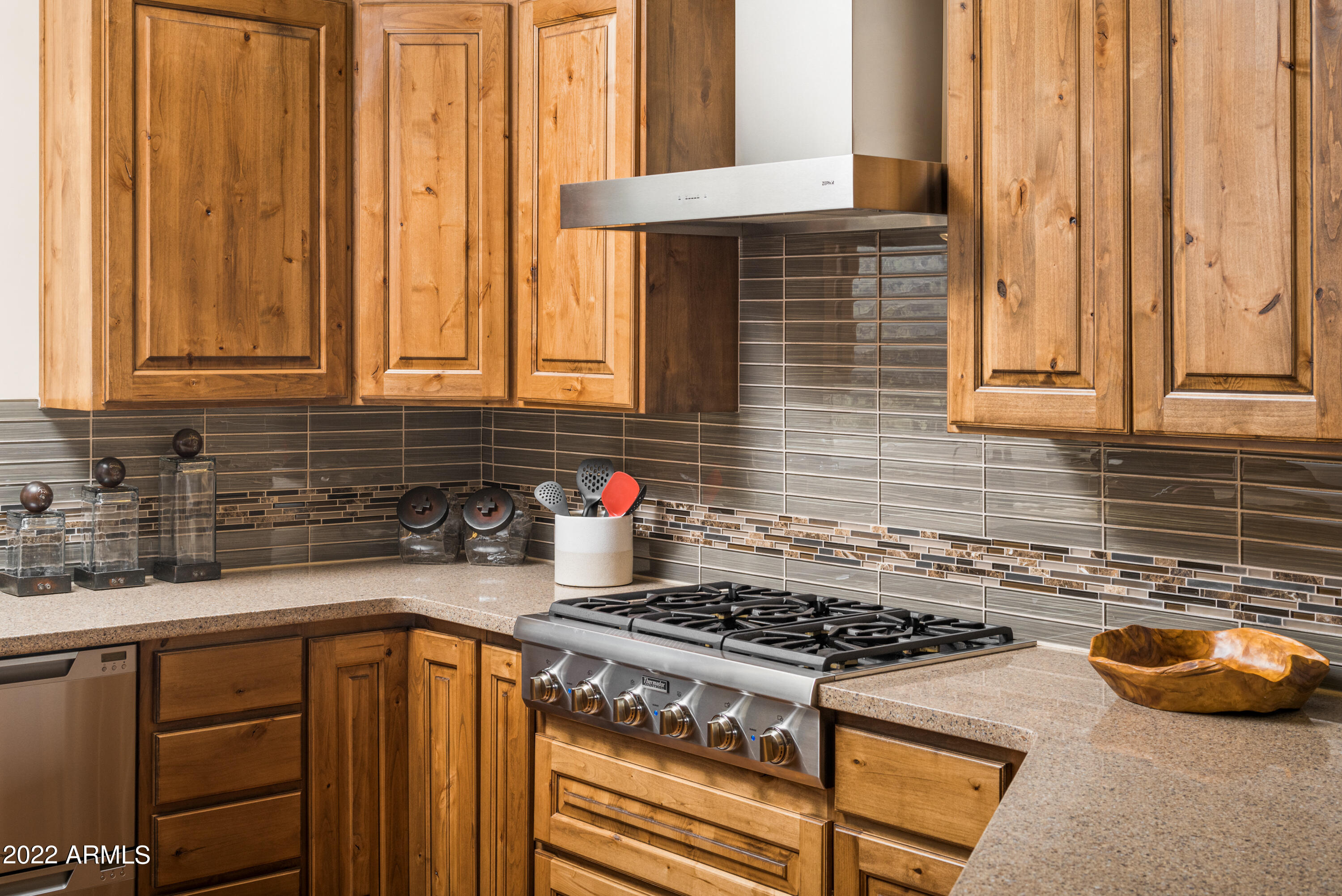 150 Rimstone Circle Sedona, AZ 86336 - Photo 12 of 35 Premium Gas Range