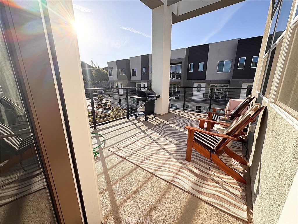 26729 Greylock Lane Stevenson Ranch, CA 91381 - Photo 22 of 25