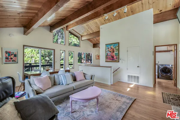 $380,000 | 2378 Rim Of The World Drive, Running Springs, CA 92382