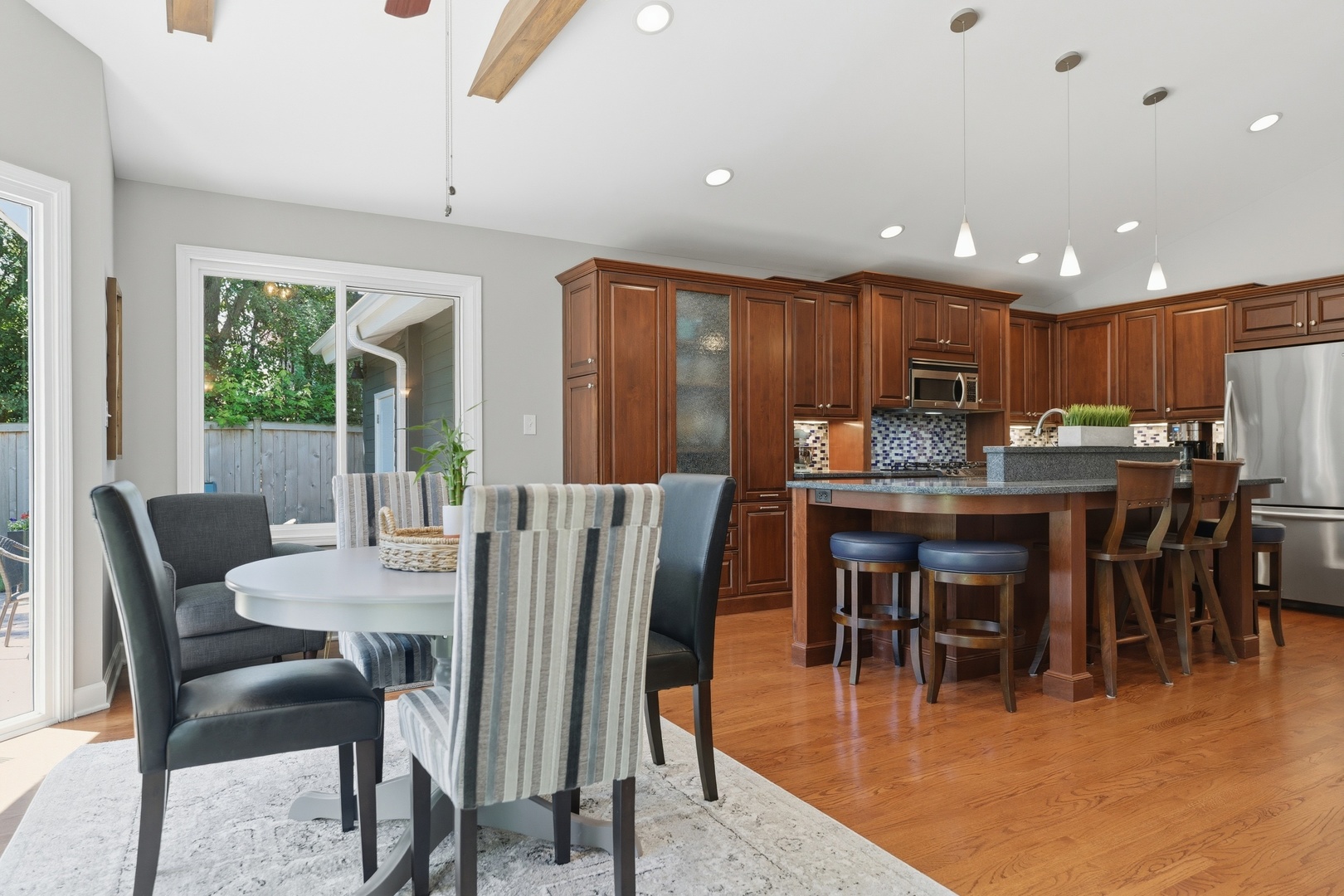 689 Timber Hill Road Deerfield, IL 60015 - Photo 8 of 28