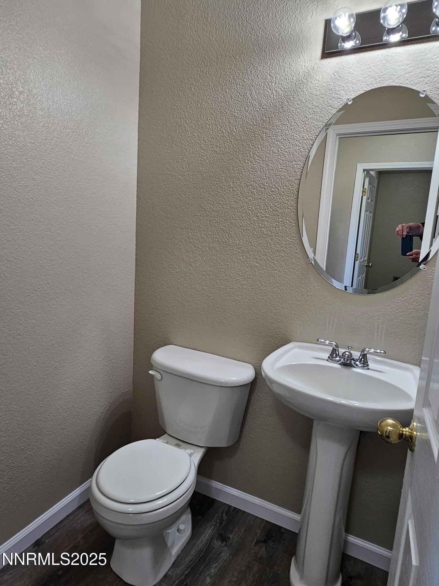 9995 Moondust Court Reno, NV 89506 - Photo 12 of 32 20250801_090218