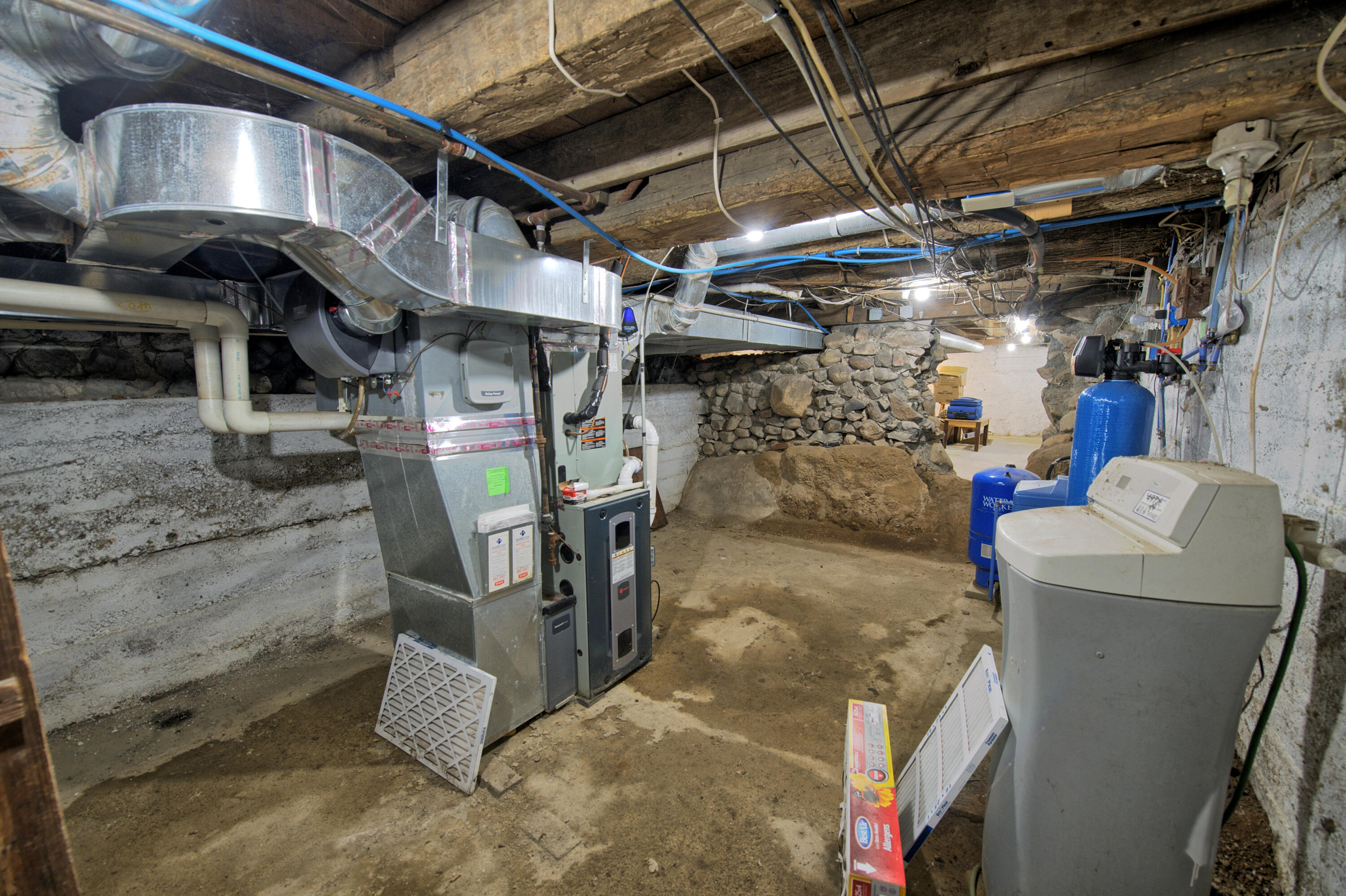 8250 Oneida Road Grand Ledge, MI 48837 - Photo 29 of 55 Michigan basement