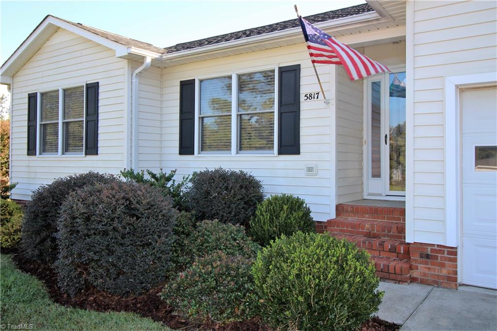 5817 Jones Road Walkertown, NC 27051 - Photo 2 of 22 Gallery Image 2