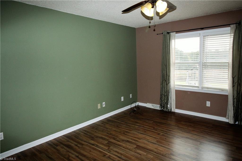 5817 Jones Road Walkertown, NC 27051 - Photo 4 of 22 Gallery Image 4