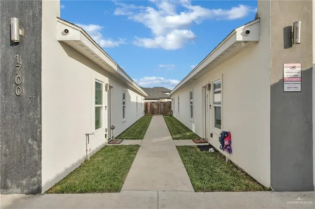 $1,350 | 1700 Angelina Drive, Unit 4, San Juan, TX 78589