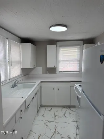 $850 | 422 West Main Street, Unit 4, Greeneville, TN 37743